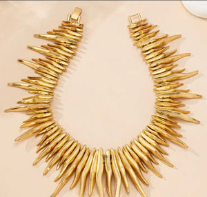 Stella Choker-Gold