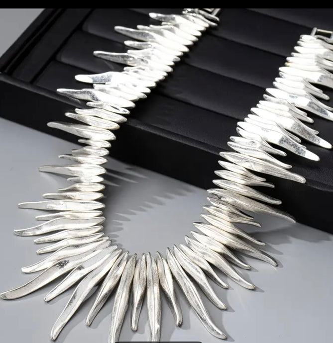 Stella Choker-Silver