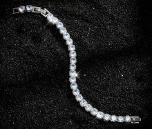 Load image into Gallery viewer, CZ TennisLook Bracelet