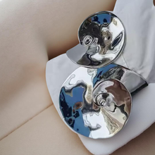 Load image into Gallery viewer, Twirl Cuff-Silver “Pre-Order”
