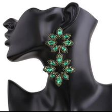 Load image into Gallery viewer, Starburst Chandelier-Emerald