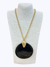 Load image into Gallery viewer, Resin Acrylic Round Necklace
