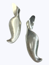 Load image into Gallery viewer, Twisted Sisters Earrings