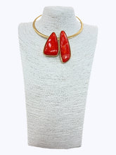 Load image into Gallery viewer, Resin Bold Choker